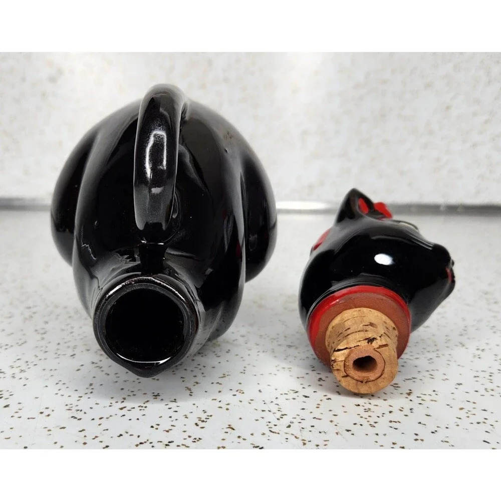 Shafford Japan Redware Black Cat Red Bow Sake Cruet Bottle Vintage HTF Rare